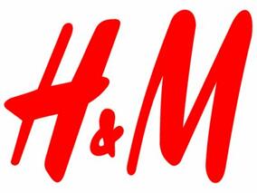 Амбър Валета е лице на пролетните колекции Concious на H&M