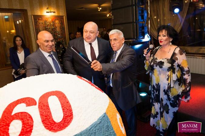 Шампиони от няколко поколения поляха юбилея на тотото в ресторант Мaxim