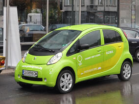 Globul участва е в национална конференция "Електрическа мобилност 2013"