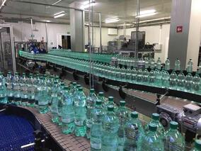 Михалково АД-компанията за бутилиране на единствената естествено газирана вода в България с нова линия