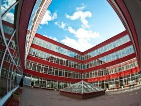 Представители на Норвежкото бизнес училище пристигат на работно посещение във Варненския свободен университет