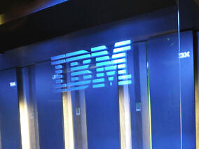 За пръв път IBM обединява мейнфрейм компютърни системи с Windows
