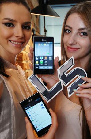 Изпробвайте предимствата на NFC технологията с LG Optimus L5