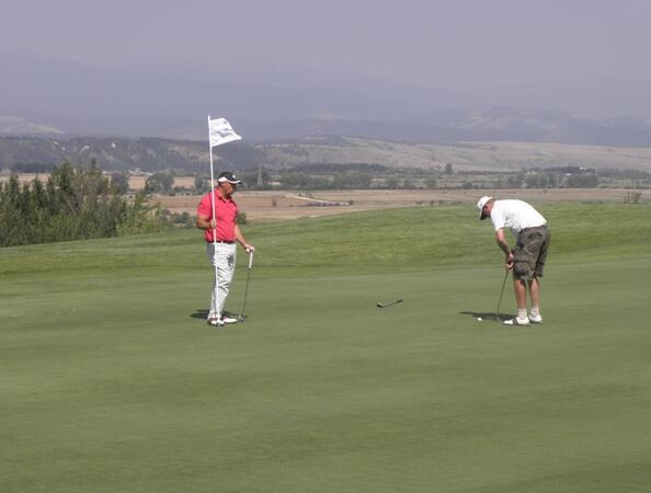 Десетки участници от шест държави премериха сили в турнира NESTLÉ Golf Cup 2012